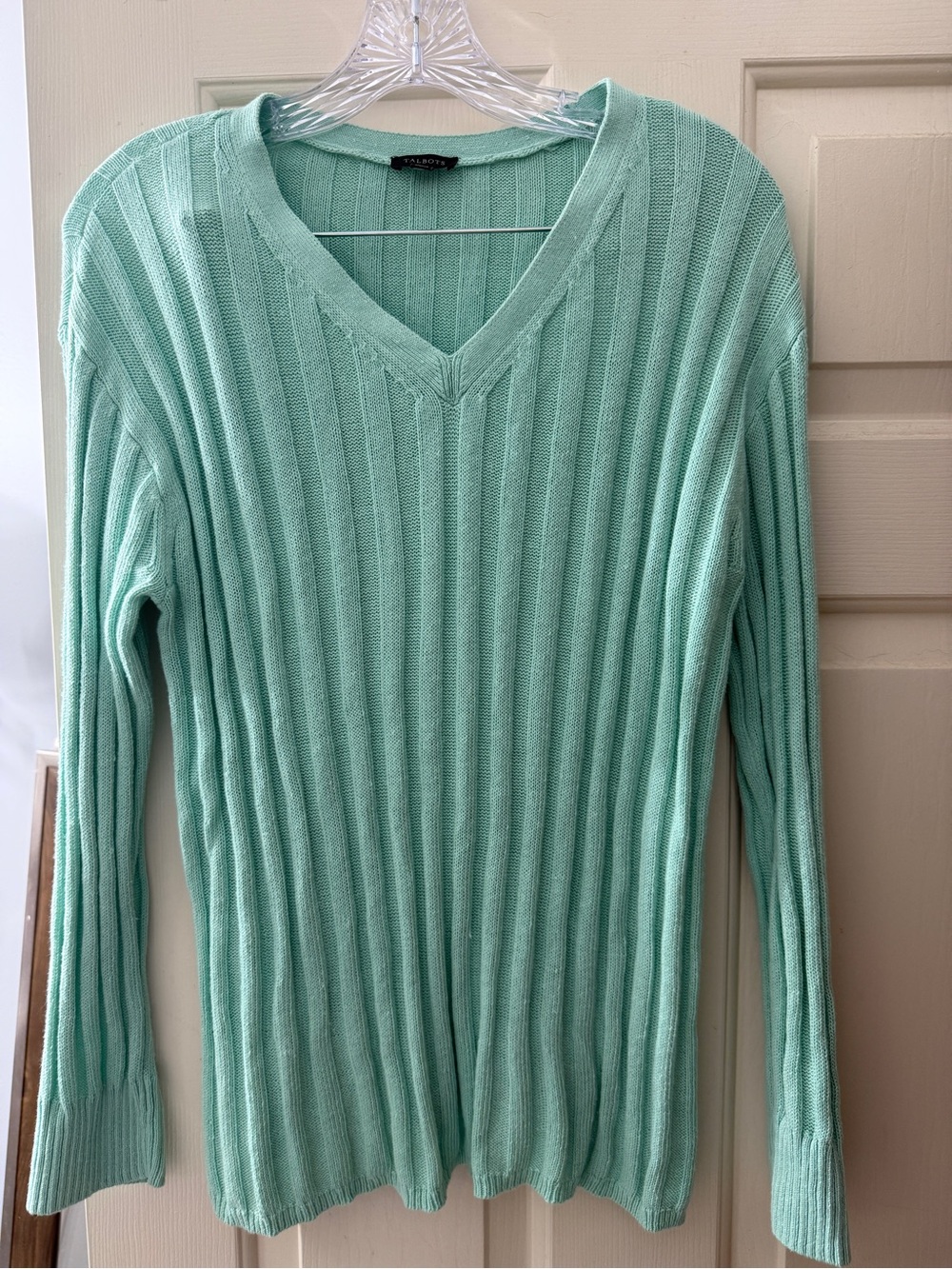 NWOT Talbots ribbed long sleeve sweater. Size L